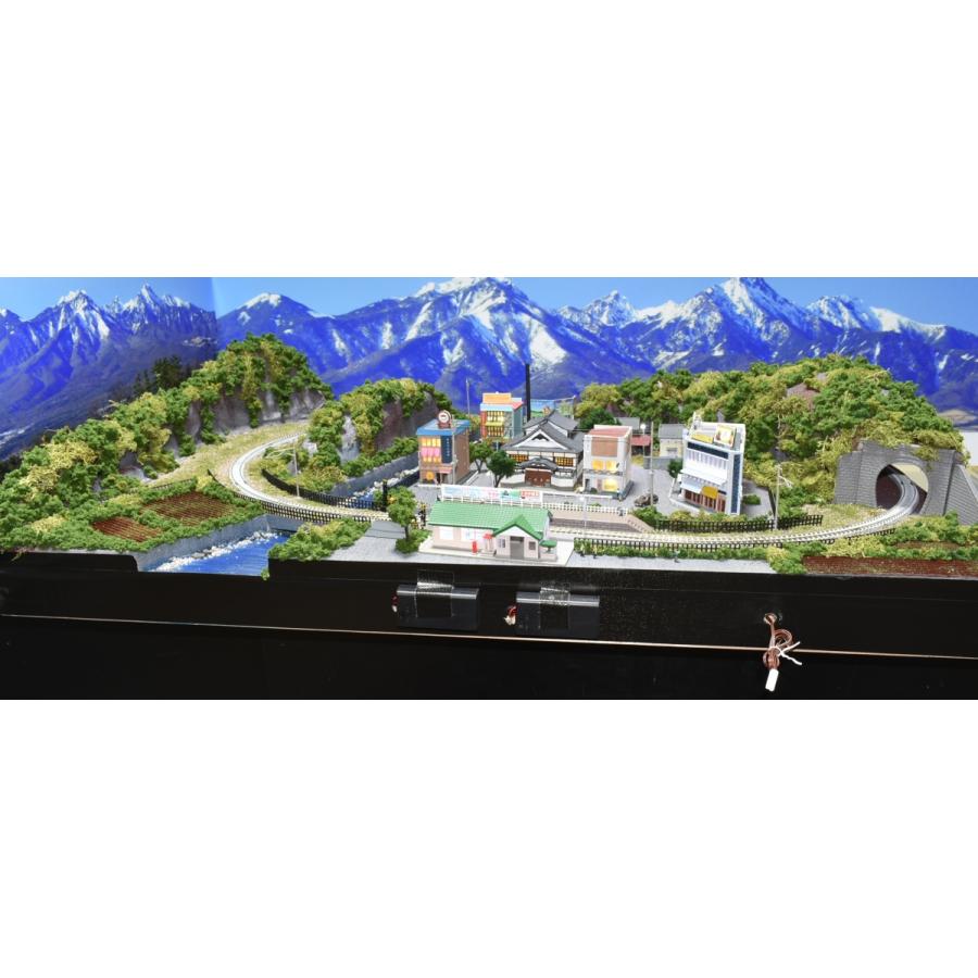トミックス 鉄道模型 ジオラマレイアウト Nゲージ用 単線90x60cm トミックス 鉄道模型 ジオラマレイアウト Nゲージ用 単線90x60cm
