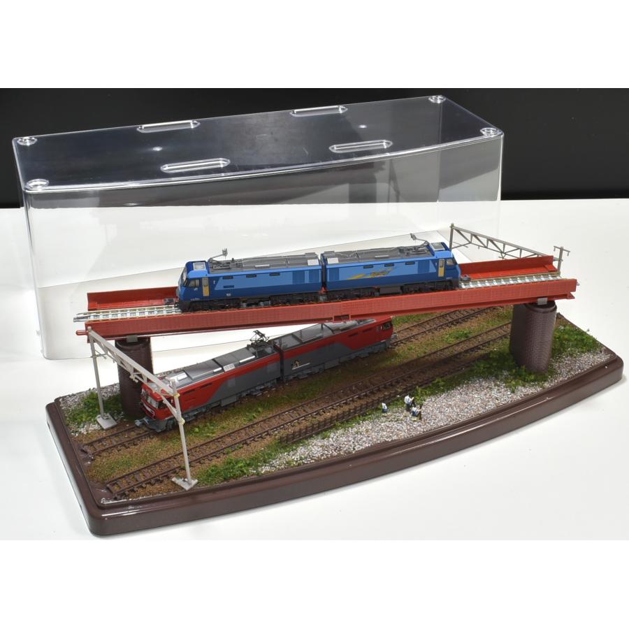 鉄道模型ジオラマ展示台 ケース付 立体交差 地上複線&高架単線(34x13xH13cm) :TGK004:コレクターズショップサザン - 通販 - Yahoo!ショッピング 鉄道模型ジオラマ展示台 ケース付 立体交差 地上複線&高架単線(34x13xH13cm) :TGK004:コレクターズショップサザン - 通販 - Yahoo!ショッピング
