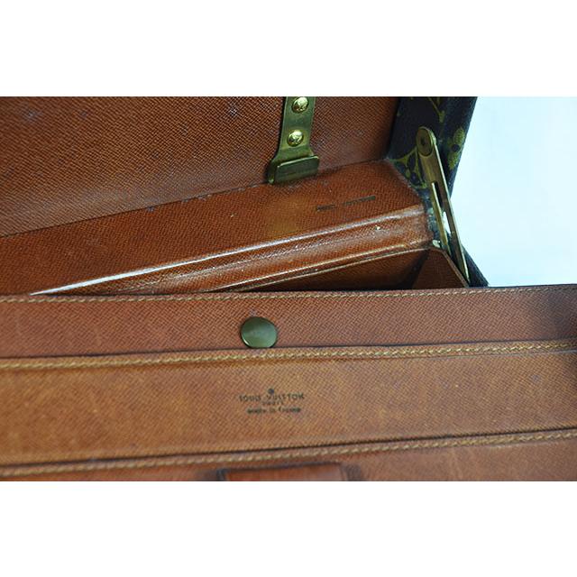 LOUIS VUITTON ルイヴィトン プレジデント M53012 仕切付き LOUIS VUITTON ルイヴィトン プレジデント M53012 仕切付き