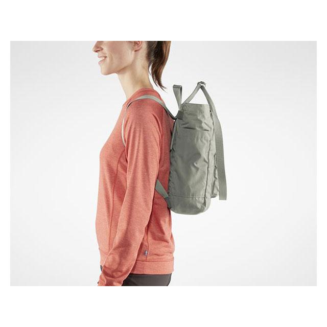 国内正規品 フェールラーベン FJALLRAVEN カンケン トートパック KANKEN TOTEPACK 14L FOG 021 フォグ グレー 灰色 肩掛け トートバッグ ショルダーバッグ 2WAY | Fjallraven Kanken | 02