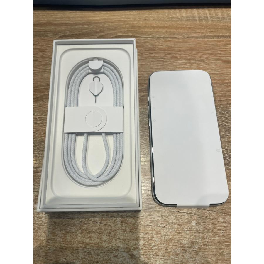 iPhone 16 【新品未使用】iPhone16 128GB ホワイト SIMフリー au iPhone 16 【新品未使用】iPhone16 128GB ホワイト SIMフリー au