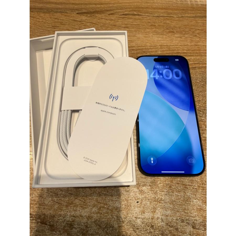 iPhone 17 【新品同様美品】iPhone17 256GB ブラック 正規SIMフリー