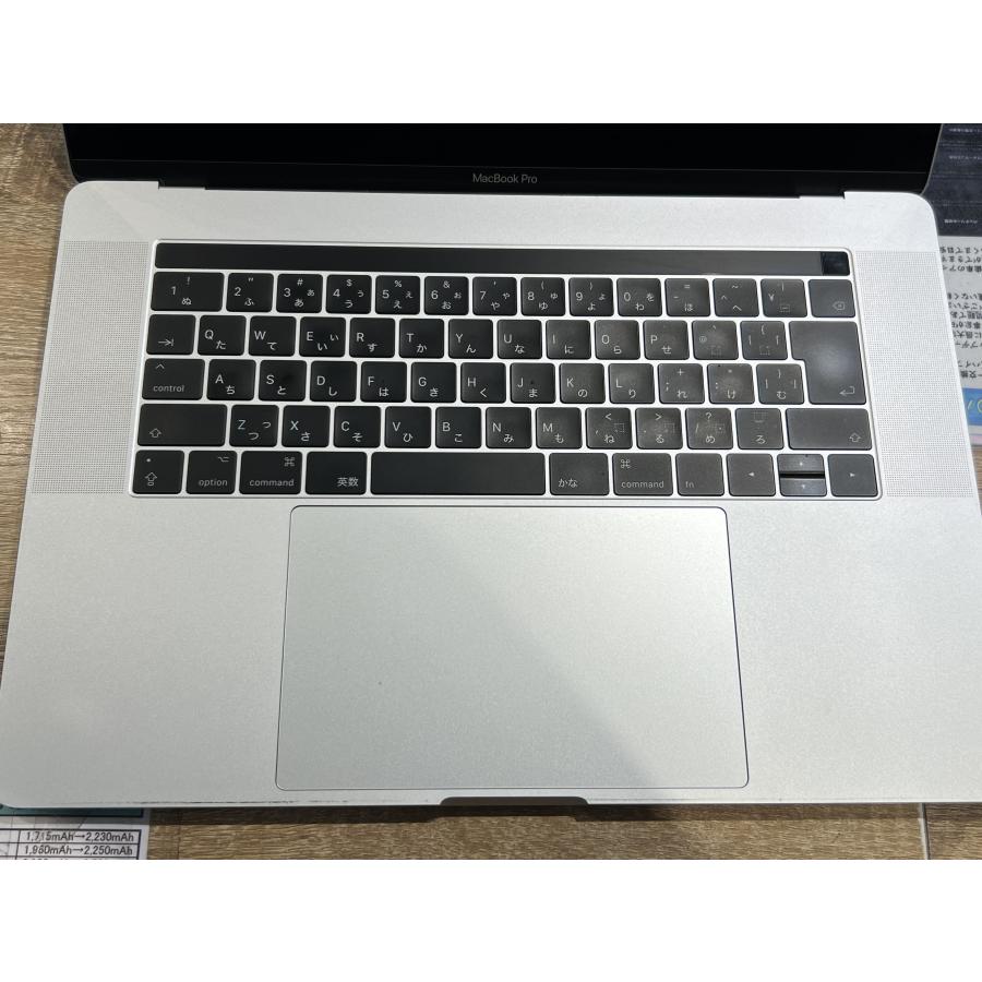 MacBook Pro 2017 Core i7 16GB 256GB 15.4インチ A1707 MacBookPro14,3 シルバー am001の画像