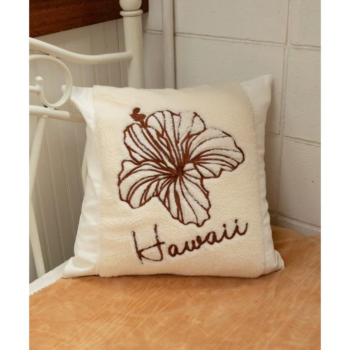 【メール便送料無料】アロハボアデニムクッションカバー/ハイビスカス/ヤシの木/ハワイアン/HAWAII/刺繍 | 