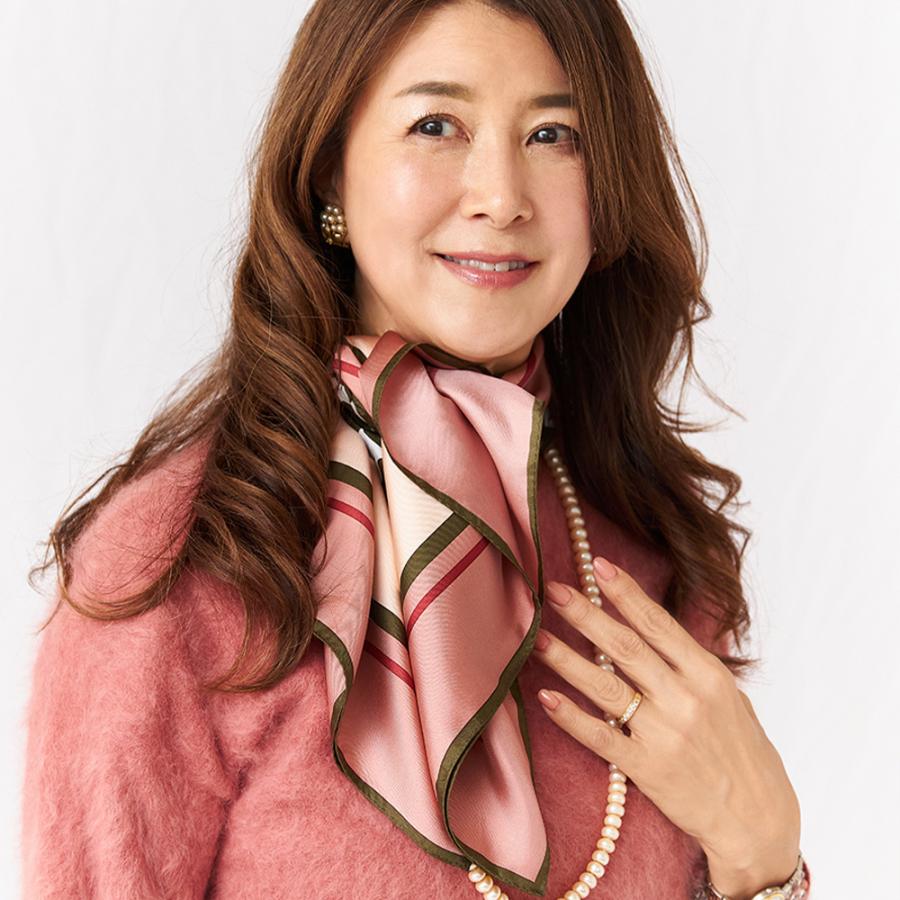販促品 レディース シルク スカーフ 88cm スクエア 横浜 スカーフの巻き方 スカーアレンジ 母の日 プレゼント ギフト Xmas 誕生日 スカーフ親善大使 RIEMA リエマ