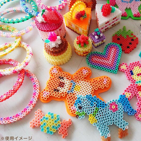 選べる【赤系 全5色】 パーラービーズ 単色 しゅいろ/あか/ローズ/ラズベリー/ラメあか 1000ピース入 アイロン接着 [02] 〔合計1100円以上で購入可〕 |  | 05