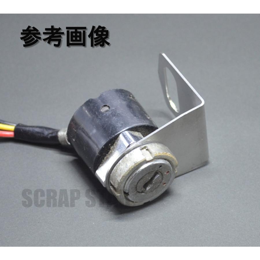 シャリー初期型メインキーステー |  | 04