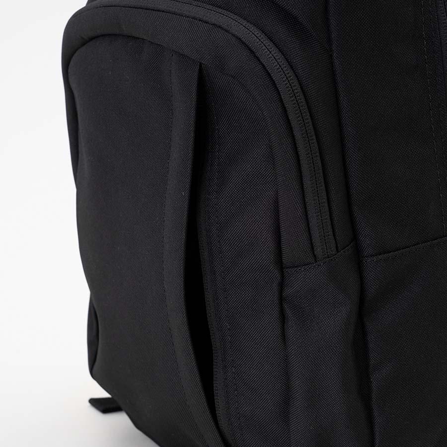 新品　廃盤　ダカイン リュック　AH237-084 25L ブラック 新品 廃盤 ダカイン リュック AH237-084 25L ブラック