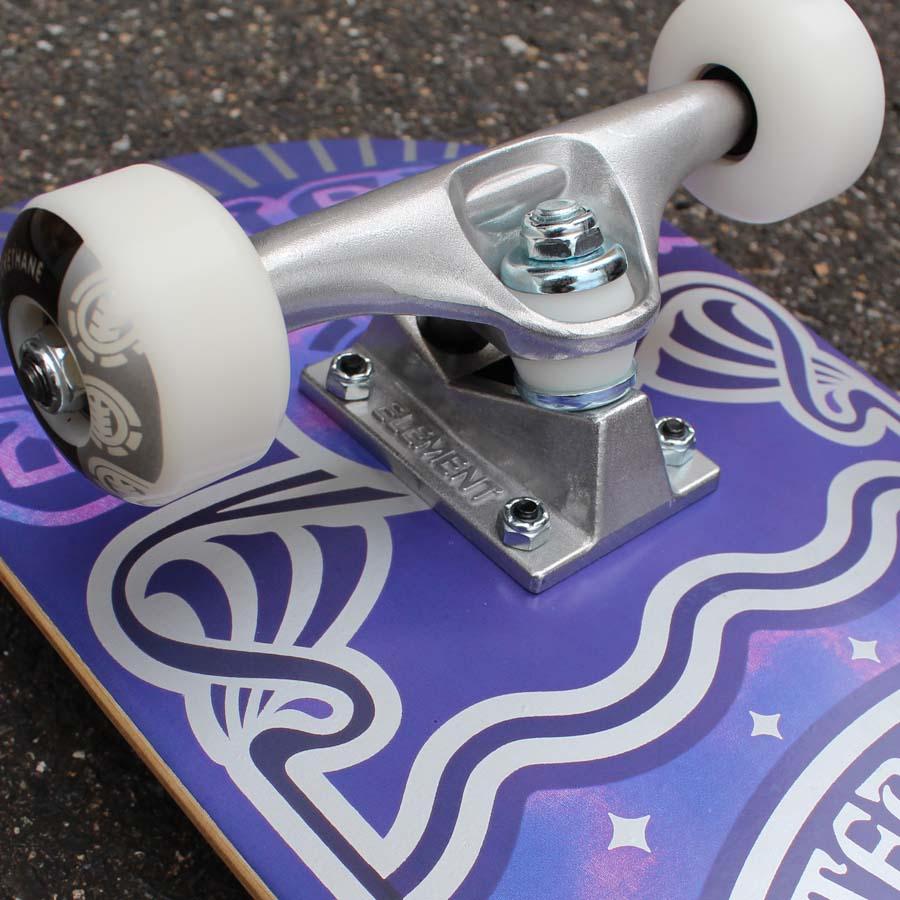 スケボー　スケートボード　エレメント　ELEMENT thunder ELEMENT 正規品 エレメント スケートボード コンプリート 完成品