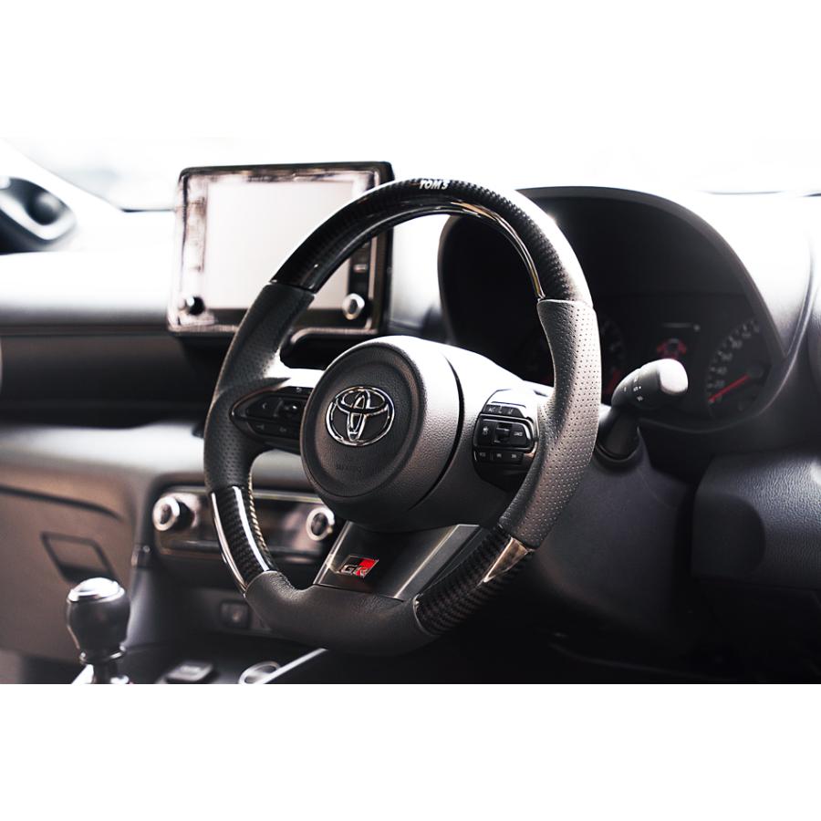 TOM'S（自動車用品） トムス ステアリング GRヤリス カーボン