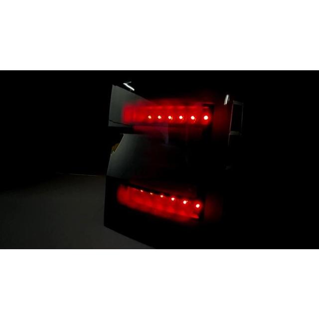 三菱デリカD5テールライト(CLEAR WORLDチューブフルLED) クリアワールド LED テールランプ レッドバー / クリアレンズ