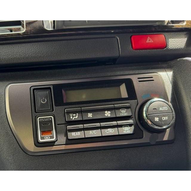 CRS essex Type-C対応 急速充電対応USBポート トヨタスイッチホワイト