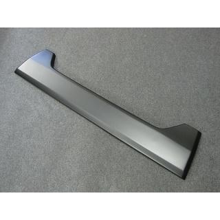 ハイエース200系 6-8型 フロントグリルガーニッシュ ロアー : エス