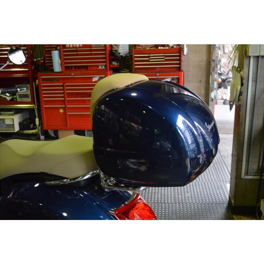 Vespa GTSシリーズ用トップケース （ベージュ・茶系）バックレスト 