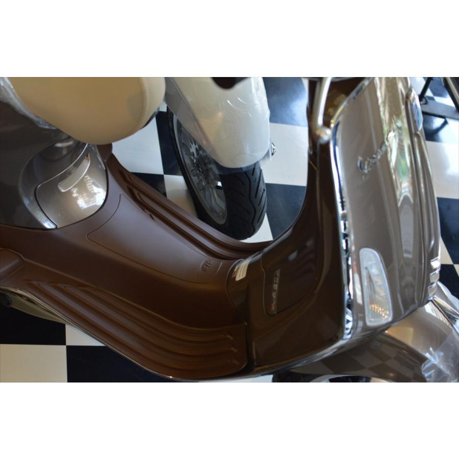 ベスパ Vespa プリマベーラ/スプリント フロアマット【ブラウン