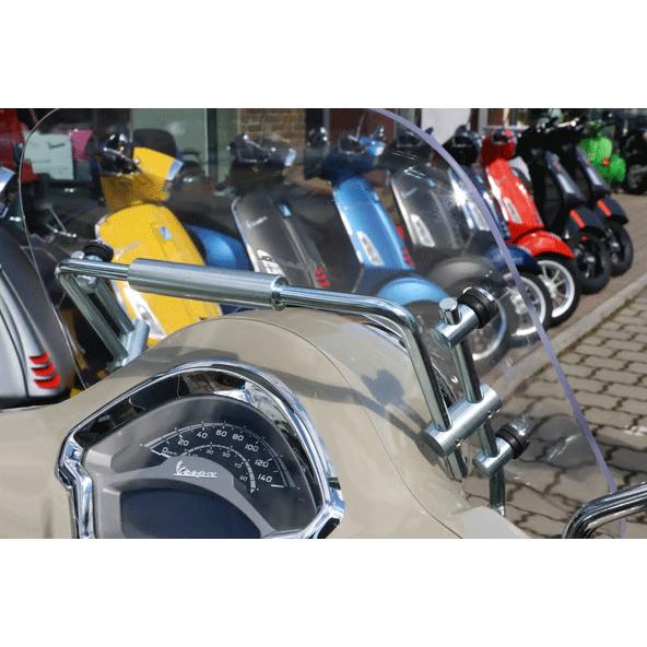 ベスパ　PX シート　ヘルメットホルダー付き ベスパ PX シート ヘルメットホルダー付き - メルカリ