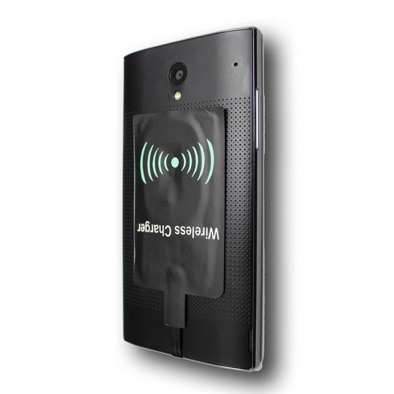 コンパクト ワイヤレス充電器 Qi規格 スマホ 置くだけ充電パッド ブラック 楽天市場】ワイヤレス充電器 LENZZA 冷却ファン搭載 Qi規格 高