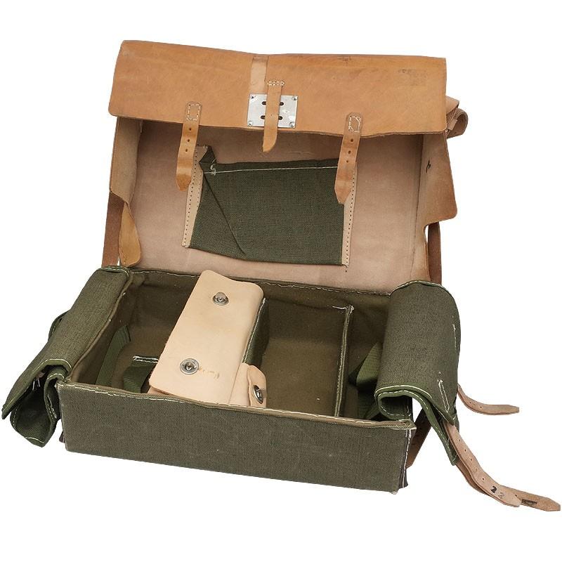 実物　60s　チェコ軍　ブレッドバッグ　ステンシル入り　希少 60s チェコ軍 ブレッドバッグ ステンシル入り 希少 ミリタリー