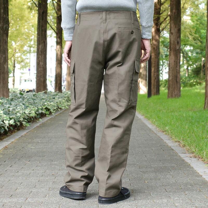 注目のブランド deadstock german army ドイツ軍 モールスキンカーゴ