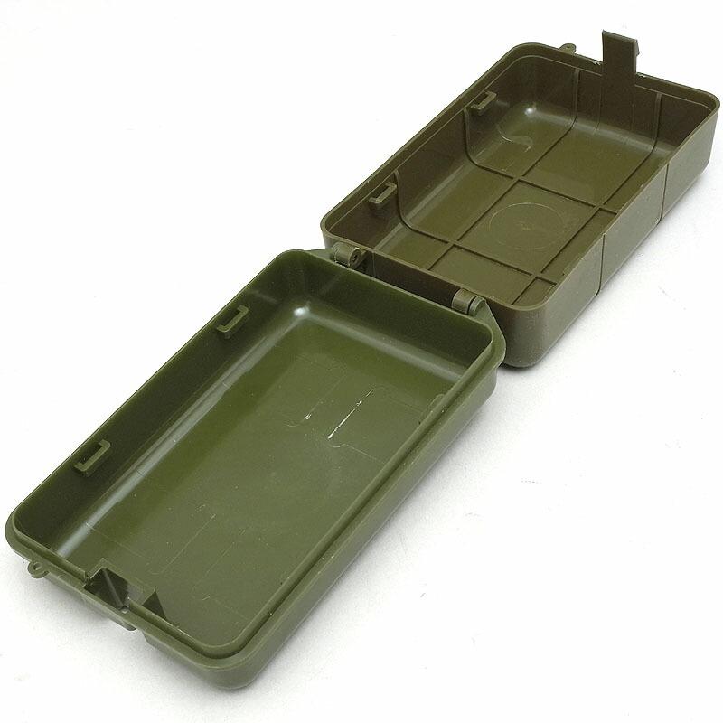 ポーランド軍 ファーストエイド プラスチックボックス オリーブ ポーランド軍 ファーストエイド プラスチックボックス オリーブ