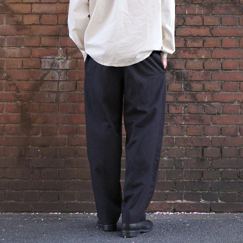 イギリス軍　 NAVY 後期型 ワンタック ドレスパンツ 実物　官給 イギリス軍 ROYAL NAVY 後期型 ワンタック ドレスパンツ 実物 官給