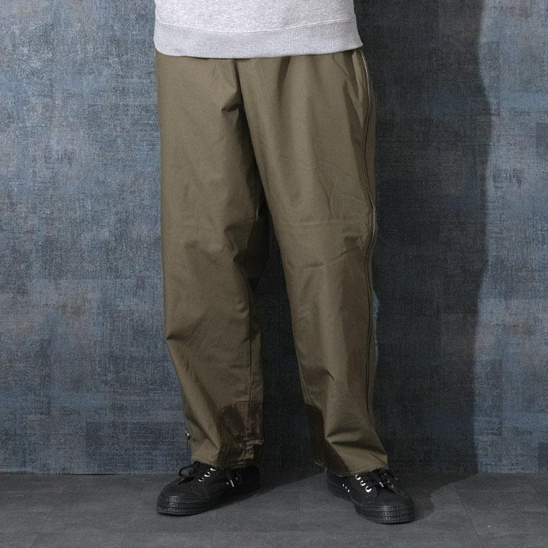 ドイツ軍 ウィンター オーバーパンツ オリーブ デッドストック PP436NN