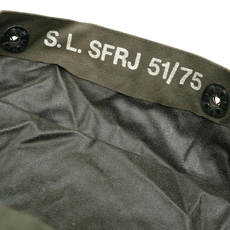 セルビア軍 ガスマスクバッグ PUコーティング USED BS174UN ショルダー 