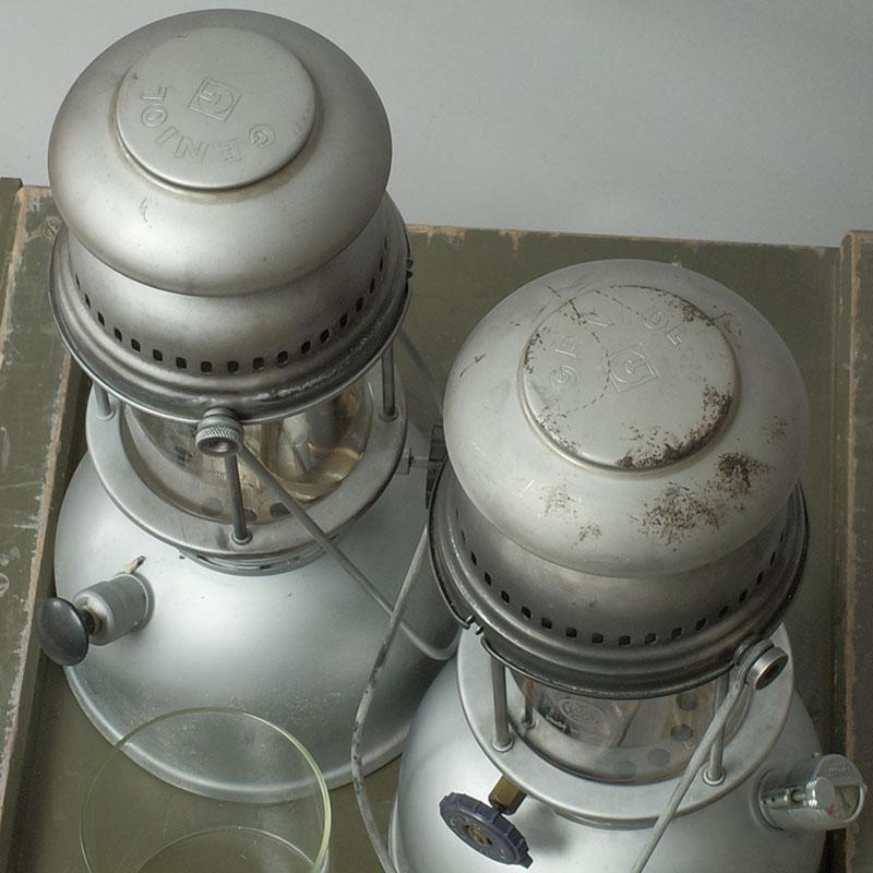 スイス軍 HK250 ランタン 2個セット ボックス入り Geniol スイス軍 HK250 ランタン 2個セット ボックス入り Geniol