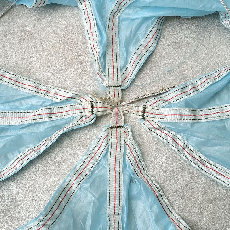 1点ならメール便可 フランス軍 パラシュート生地 ブルー スモール