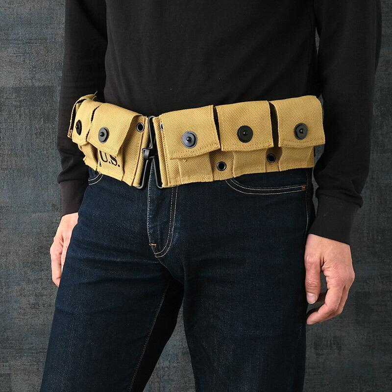 ベルンハルトヴィルヘルム　archive ウエストポーチ　星柄 ベルンハルトヴィルヘルム archive ウエストポーチ 星柄