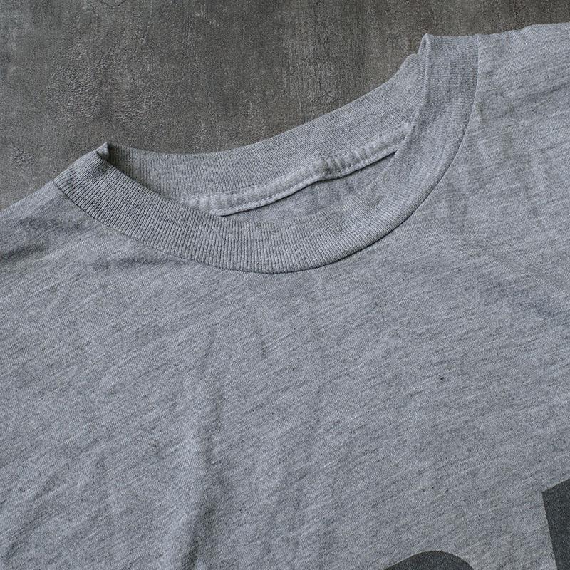 メール便可 米軍 ARMY トレーニング Tシャツ 半袖 グレー USED JT078UN