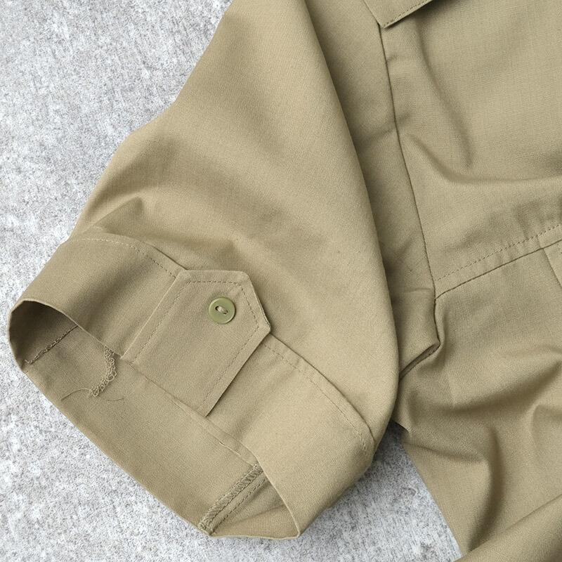 チェコ軍 ミリタリースクール カッターシャツ 半袖 カーキ デッド