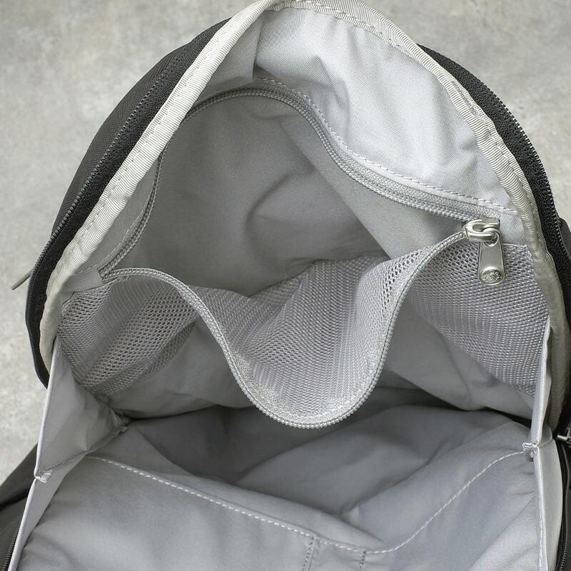PacSafe（パックセーフ） #12970375 V26 ツアーバックパック鞄 カバン