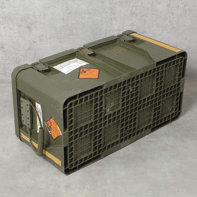 イタリア軍 トランスポート プラスチックボックス オリーブ USED