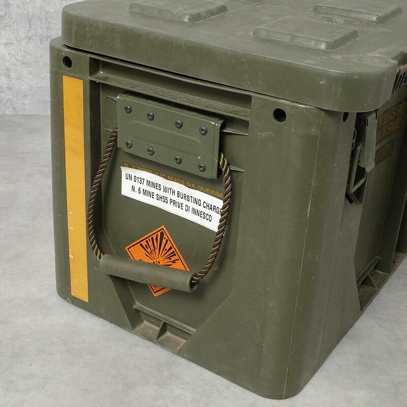 イタリア軍 トランスポート プラスチックボックス オリーブ USED 