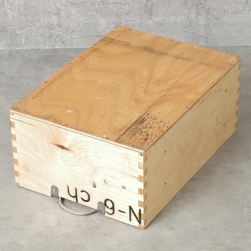 チェコ軍 ウッド ストックボックス 取っ手付き 25x34x15cm USED