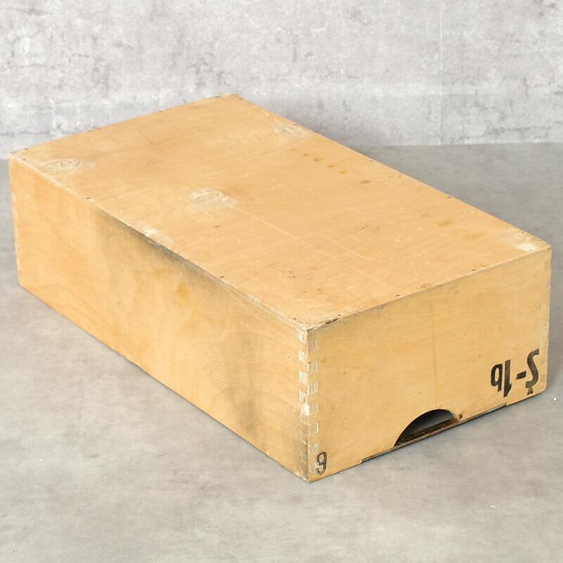 チェコ軍 ウッド ストックボックス 取っ手なし 24x44.5x13cm USED