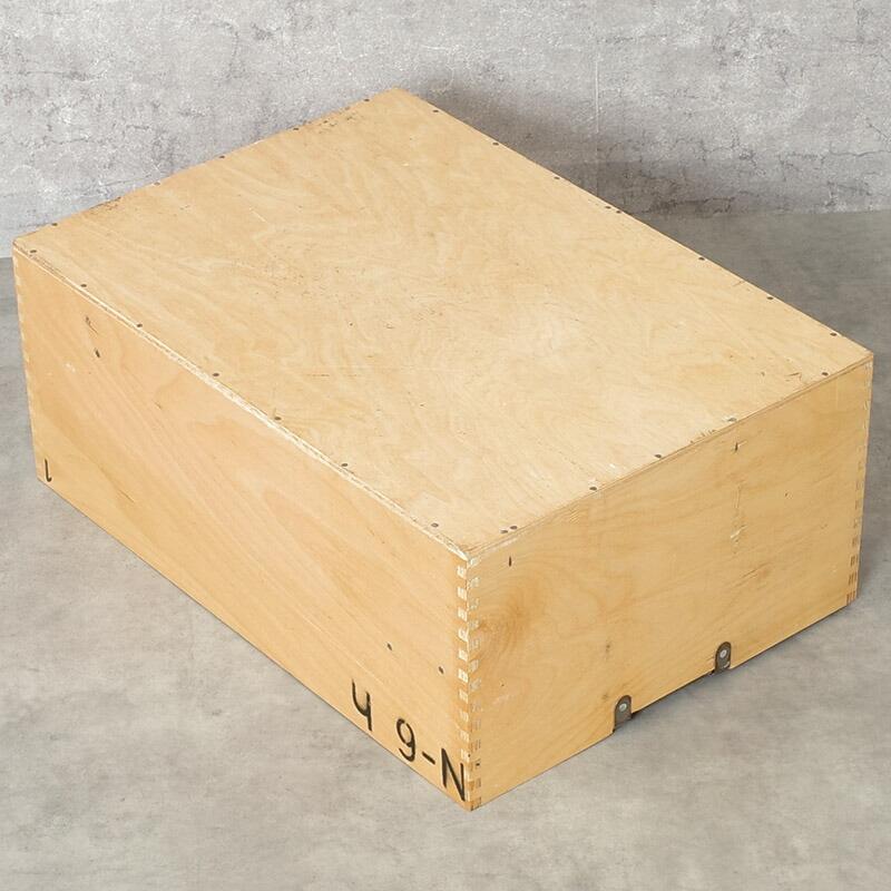 チェコ軍 ウッド ストックボックス 取っ手付き 34.5x50x20cm USED