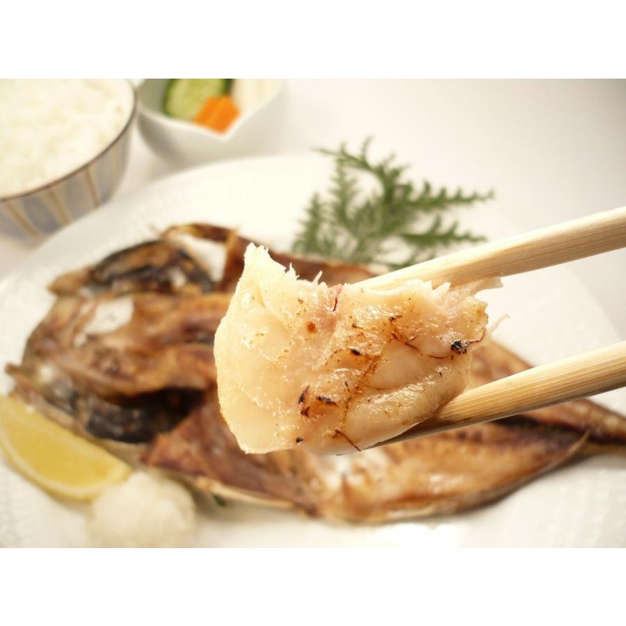 真アジの干物 あじの干物 特大サイズ 約25cm 真鯵 あじ干物大 A Seafoodmax 通販 Yahoo ショッピング