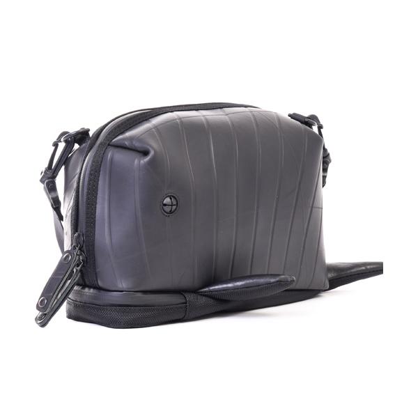 SEAL ショルダーバッグ Whale 防水 本革 日本製 : SEAL store