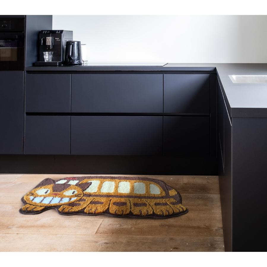 スタジオジブリ となりのトトロ アクセントマット ゆっくり ネコバス ダイカット 47×100cm インテリアマット ラグマット バスマット 玄関マット ブラウン :011721:sealovely777 - 通販 - Yahoo!ショッピング スタジオジブリ となりのトトロ アクセントマット ゆっくり ネコバス ダイカット 47×100cm インテリアマット ラグマット バスマット 玄関マット ブラウン :011721:sealovely777 - 通販 - Yahoo!ショッピング