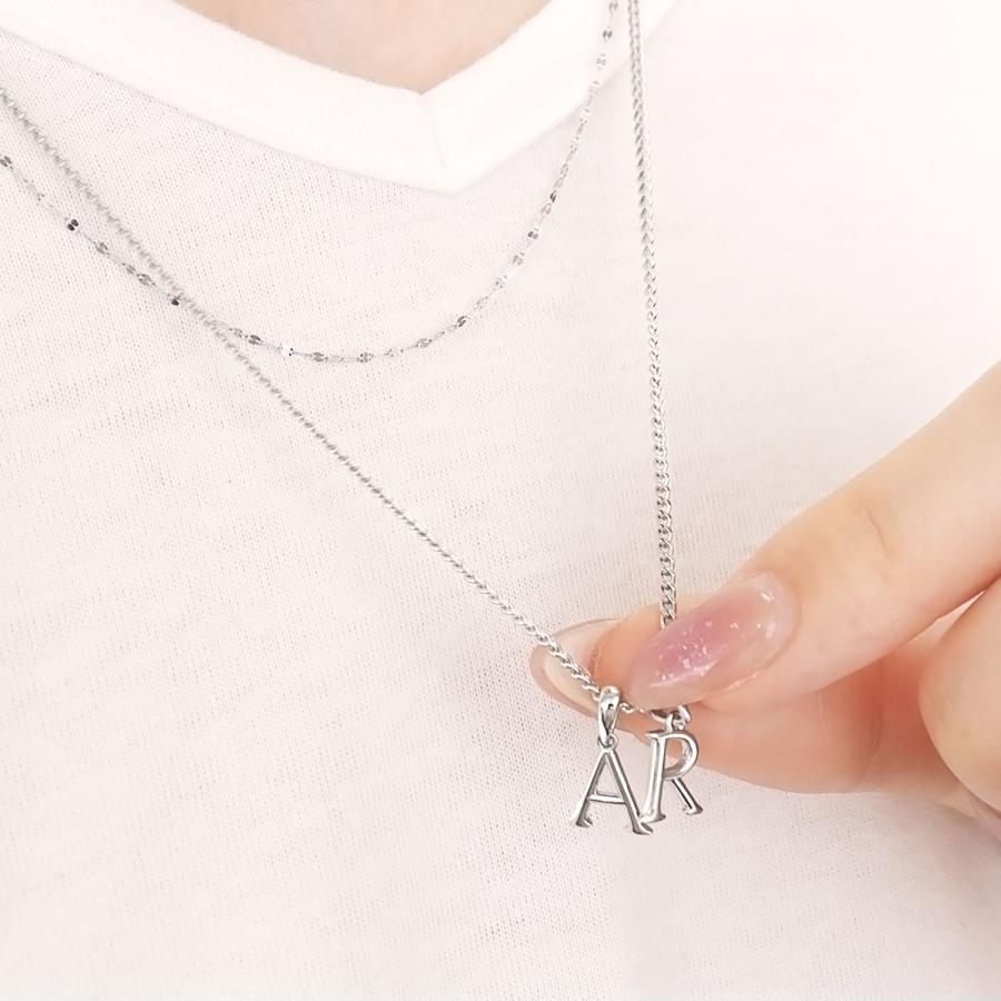 LARA Christie（ララクリスティー） ペンダントトップ 英字 イニシャル