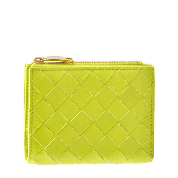 ボッテガ二つ折り財布イエロー