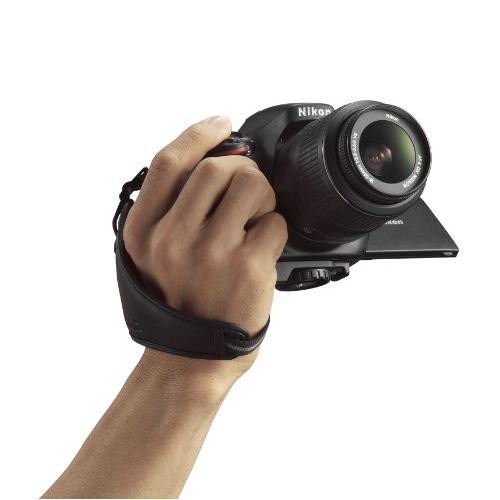 Nikon デジタル一眼レフカメラ D5100 18-55VR レンズキット Nikon デジタル一眼レフカメラ D5100 18-55VR レンズキット