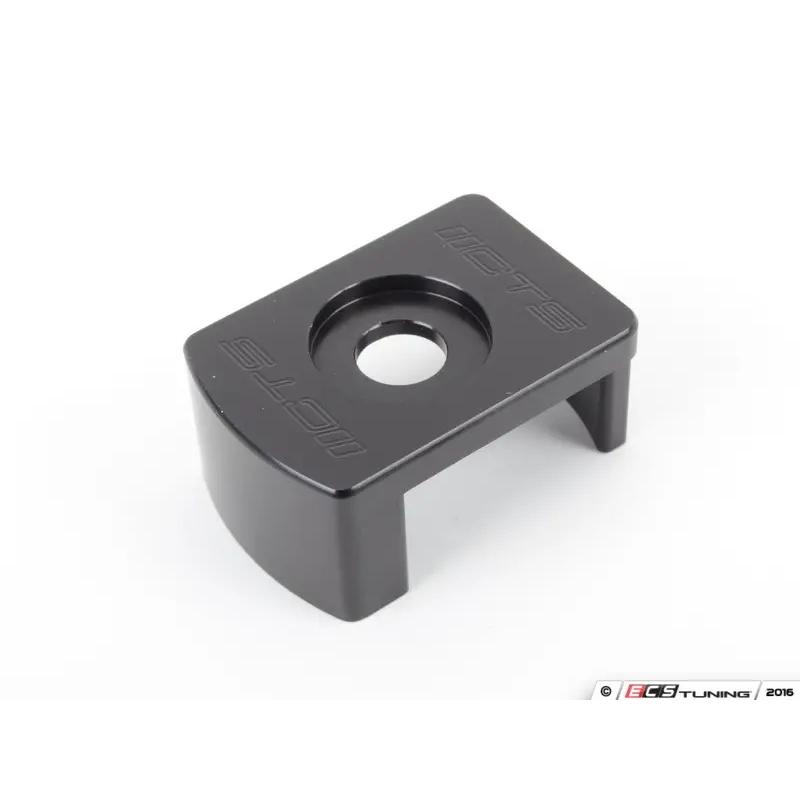 CTS アルミドッグボーンマウントインサート　 VW Golf 6 / Audi TT S3 用 |  | 01