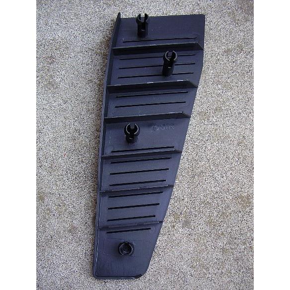 OSIR O-REST B8 フットレスト for Audi A4 / A5 Q5 (B8