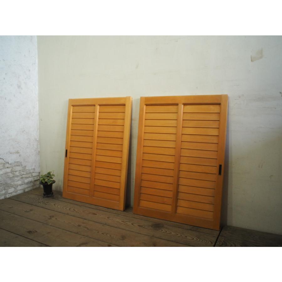 タB0187◆(2)×2枚◆ビンテージ◆可愛いルーバーデザインの古い木製引き戸◆古建具 板戸 鎧戸 小窓 中古 レトロK笹1