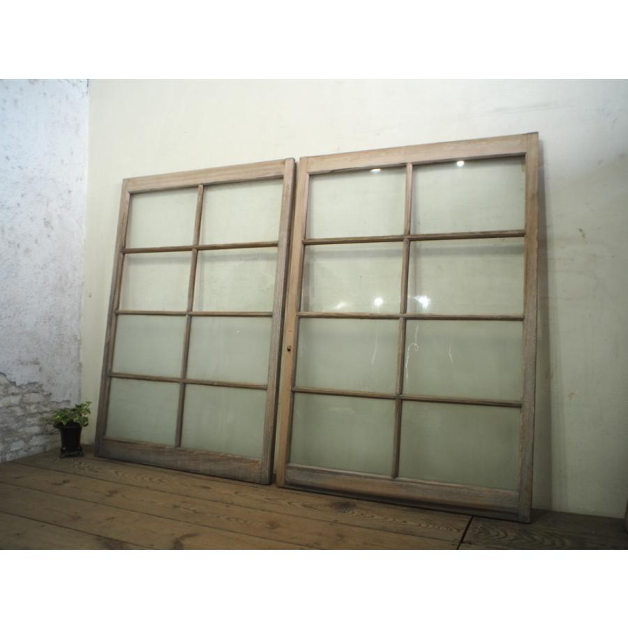 タC0554◆(2)×2枚◆アンティーク◆ペンキの剥げたシャビーな古い木枠ガラス戸◆古建具波ガラス戸 窓 レトロK下