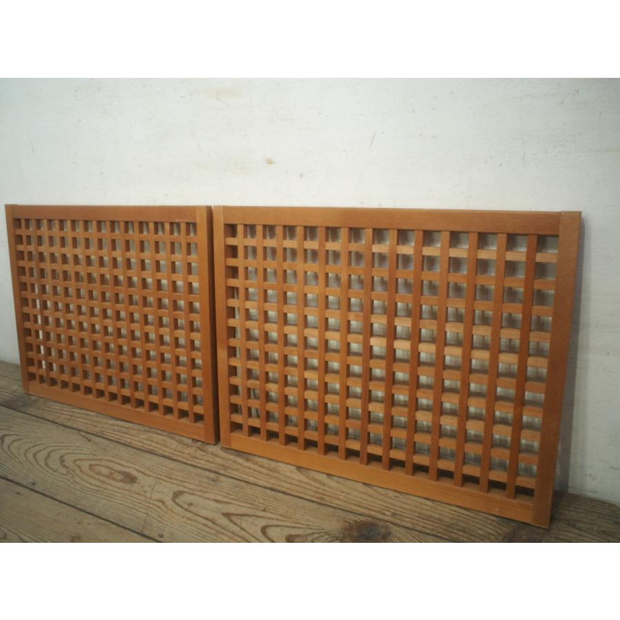 Sale 65 Off ユc0798 1 H51cm W67cm 2枚 格子デサインの小振りな古い木枠引き戸 古建具サッシ古民家再生カフェ内装 明り取りレトロ和モダンa下 Discoversvg Com
