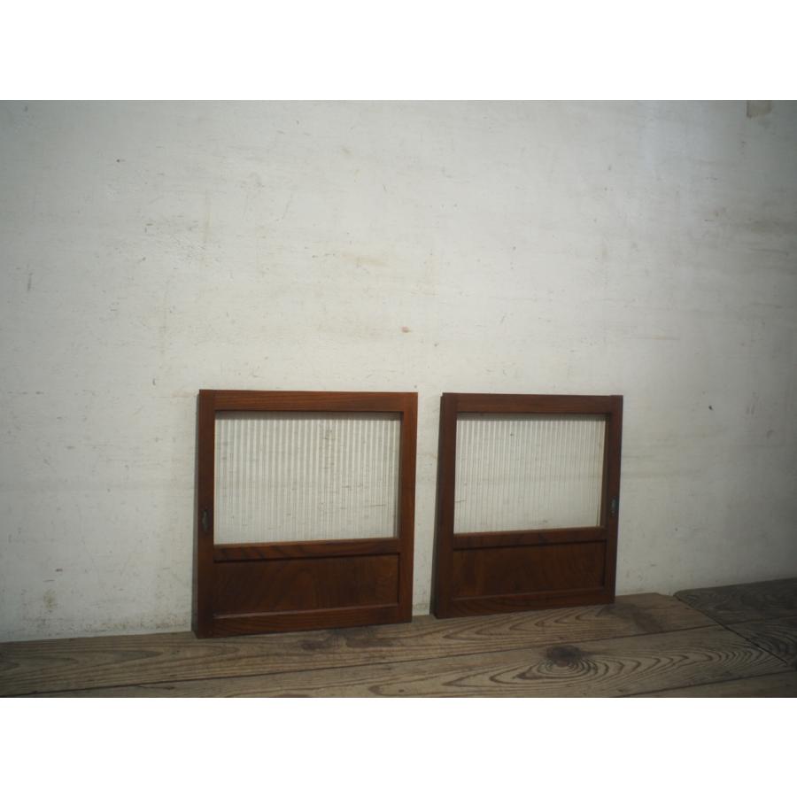 中古 ユe0385 2枚 可愛いモールガラスの小さい木枠引き戸 建具 ガラス戸 小窓 明り取り 古民家 レトロ ビンテージs下 Nalderblakelaw Com